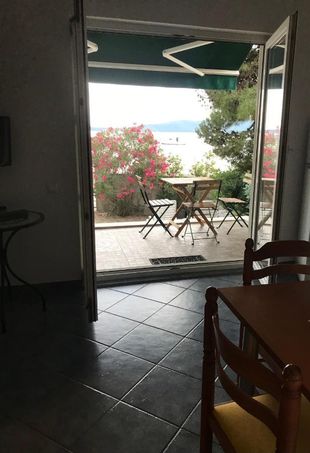 Mare * Brodarica (Sibenik-Knin)